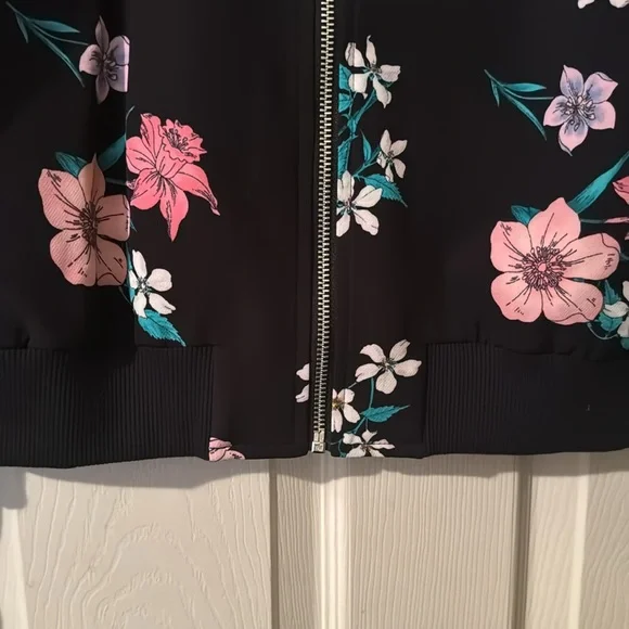 NWT Lane Bryant Black Floral Jacket Size 18/20 - Picture 8 of 9